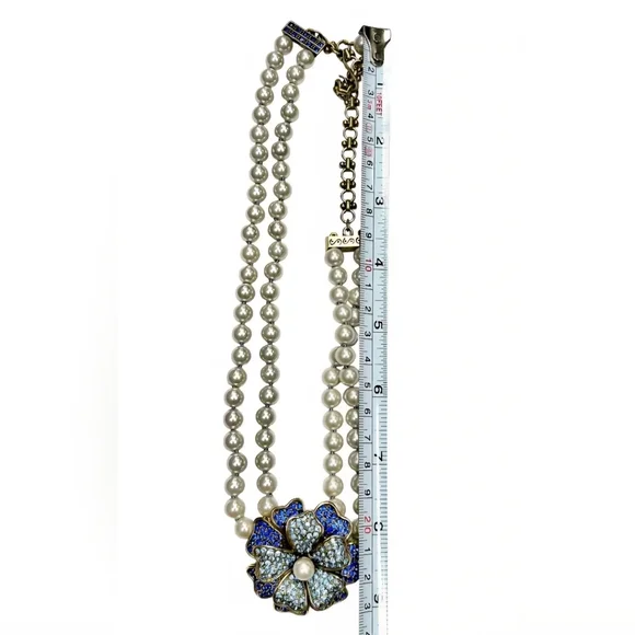 Elegant Pearl and Blue Flower Necklace - Picture 3 of 6